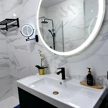 Star By Nicolet * Cotillo